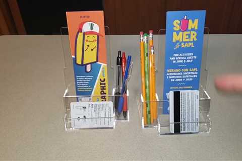 STURDY? Kingtop Acrylic Brochure Holder Review Unboxing – Kingtop Pamphlet Display Stand & Pen Slot