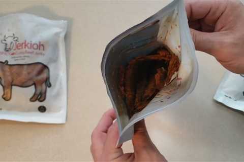 ENOUGH MEAT? Jerkioh Spicy Curry Beef Jerky Review Unboxing