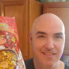 BOIL LESS and EAT 2 WAYS? Chiramen Mala Crawfish Mix Review Unboxing Taste Test